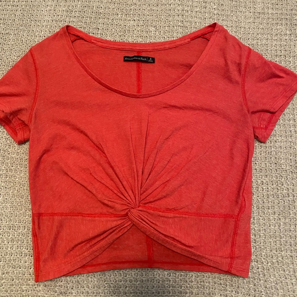 Abercrombie cropped tee